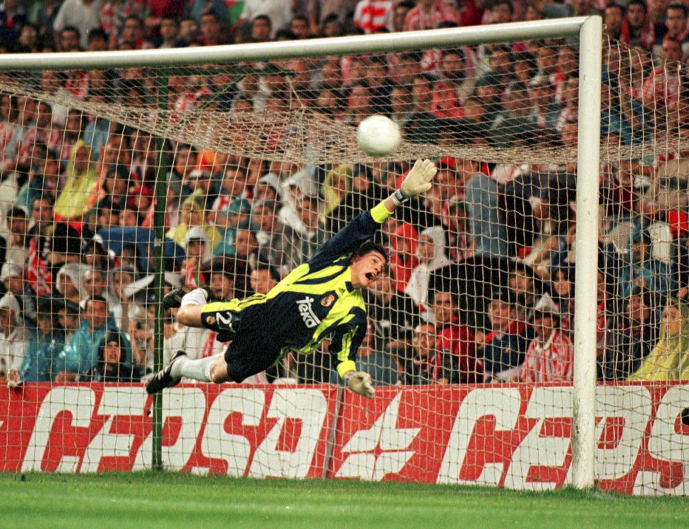 Икер Касильяс Реал легенде