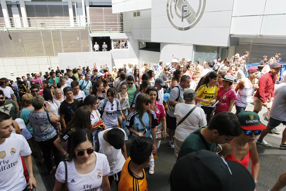 Вентиляторы освобождает Касильяса