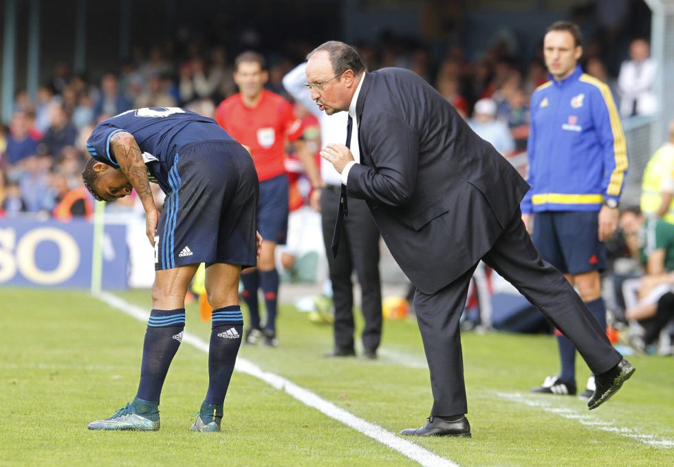 Preload enlarged photo