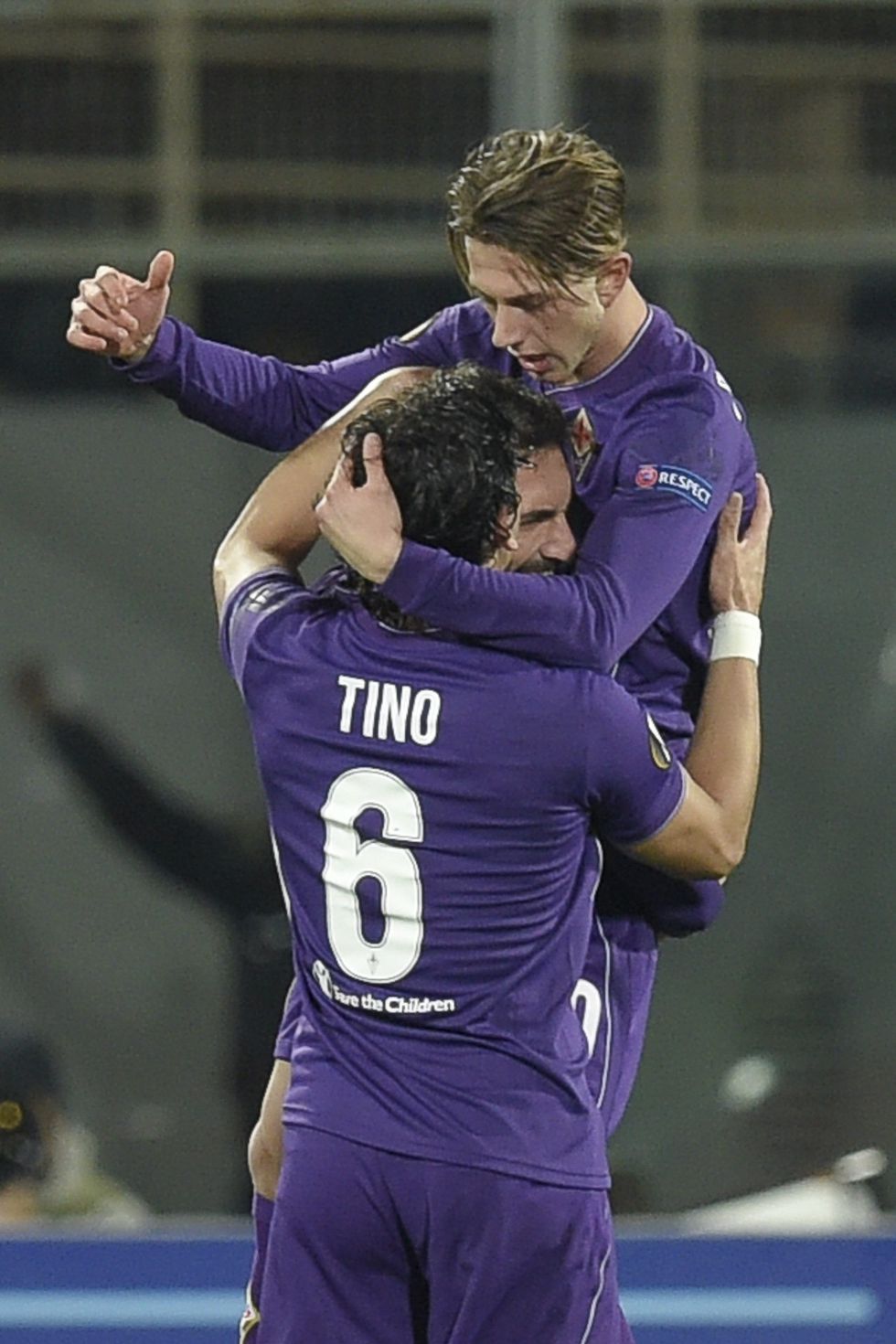 Preload enlarged photo