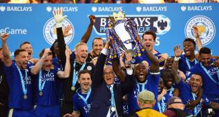 El Leicester celebró el título de campeón.