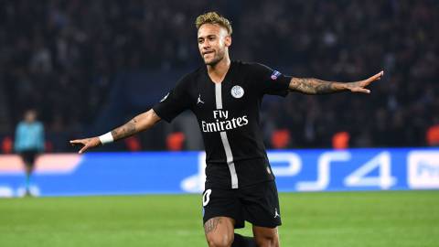 Neymar anotó un hat-trick en el triunfo del PSG.