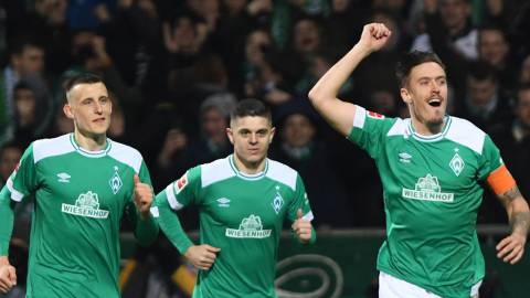 Kruse celebra el 2-1 para el Werder Bremen ante el Schalke 04